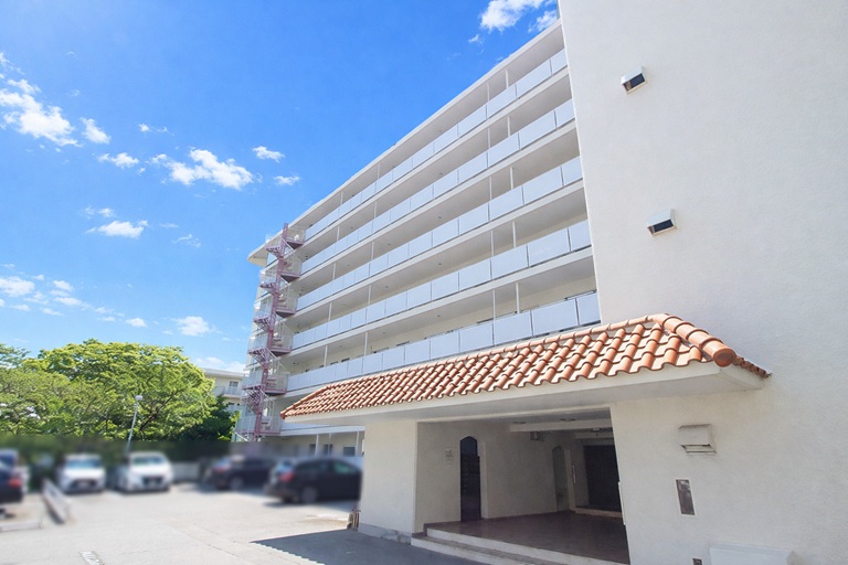 �t����O���[���n�C�c�c��