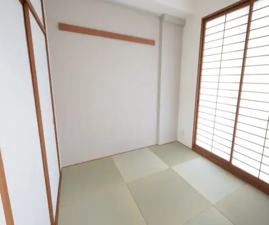 �t�@�~�[���t����U�E�K�[�f��