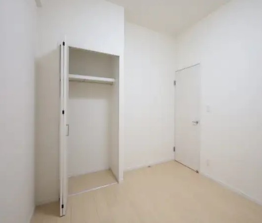 �t�@�~�[���t����U�E�K�[�f��