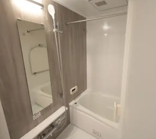 �t�@�~�[���t����U�E�K�[�f��